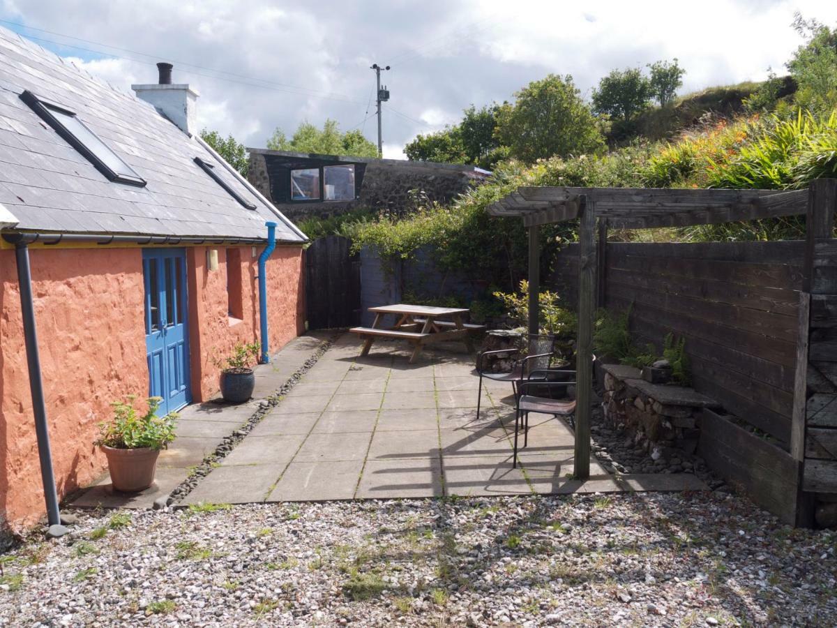 Blossom Cottage Lonmore Екстериор снимка