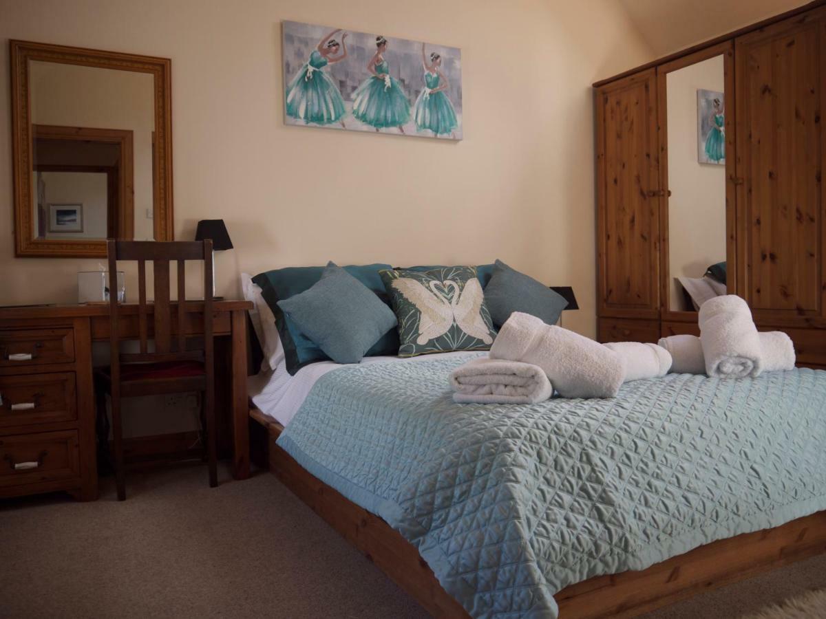 Blossom Cottage Lonmore Екстериор снимка